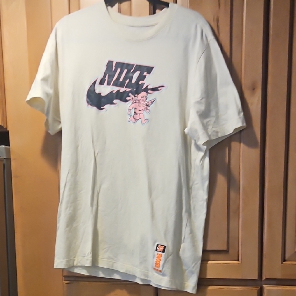 Nike Cream Graphic Men's Tee